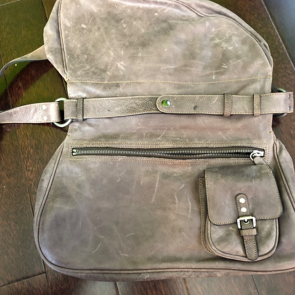 CHRISTIAN DIOR, a brown leather "Gaucho Large Double Saddle bag - Picture 4 of 7